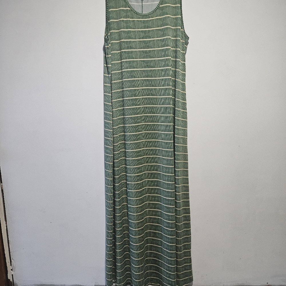 LuLaRoe Green and White Patterned Top 2XL